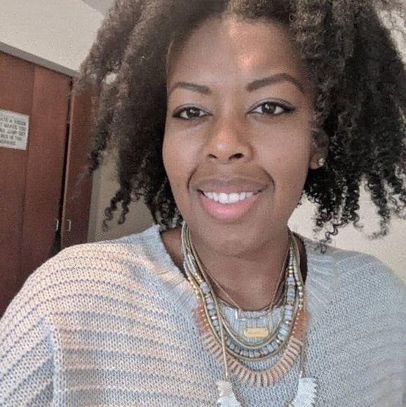 I'm Jazmine, nice to meet you.🌷 - Picture 1 of 8